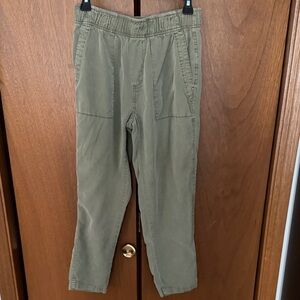 GAP Women’s Green Tencel Pants